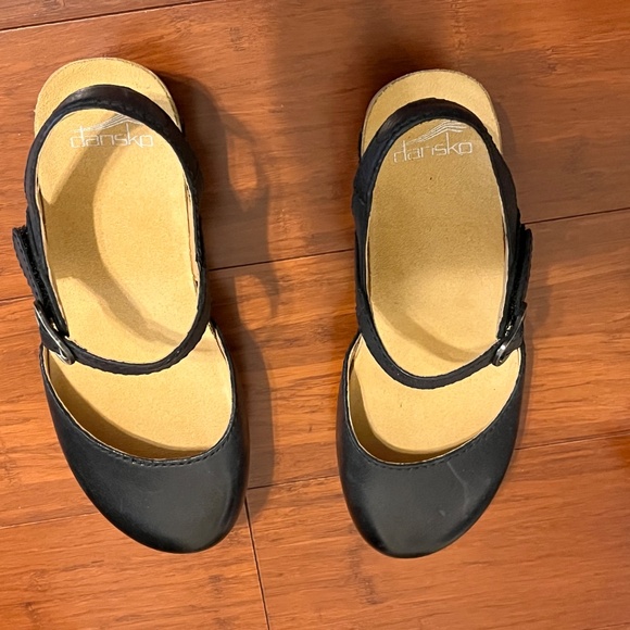 NEW - Dansko Tiffani Milled Burnished Black - Size 37 - Picture 3 of 3